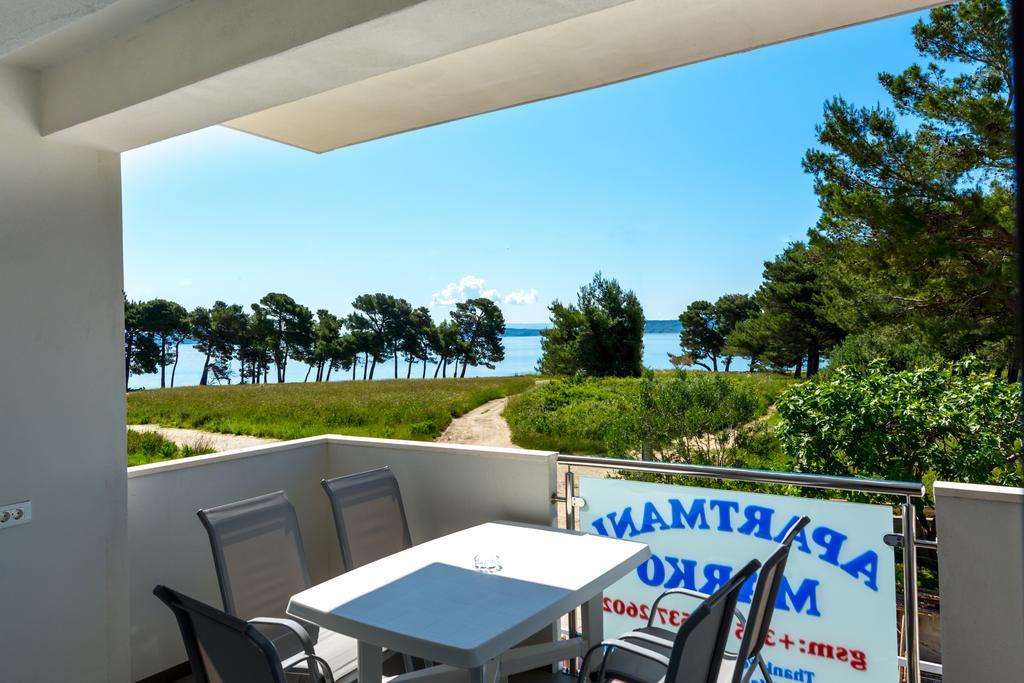 Villa Apartments Marko & Simun Kaštela Exterior foto